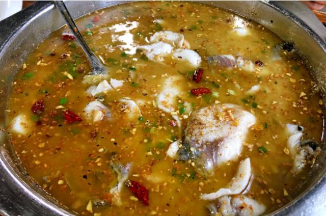 美食界扛把子都藏在成都三江鞋厂、东郊记忆等