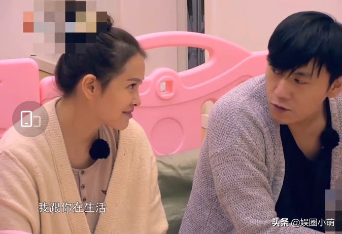 离开《乘风破浪的姐姐》的超白滤镜，她在其他综艺中真像个奶奶