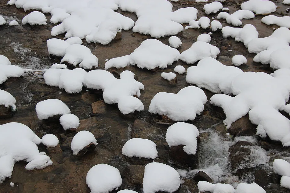 炎炎夏日，送你一组冰雪图片降降温