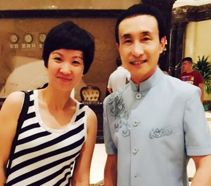 38岁在春晚一炮而红，被赵丽蓉收为干儿子，如今