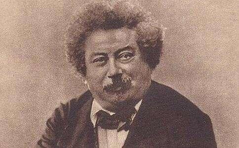 黑奴后裔大仲马，却有数百个美艳情妇，生下一