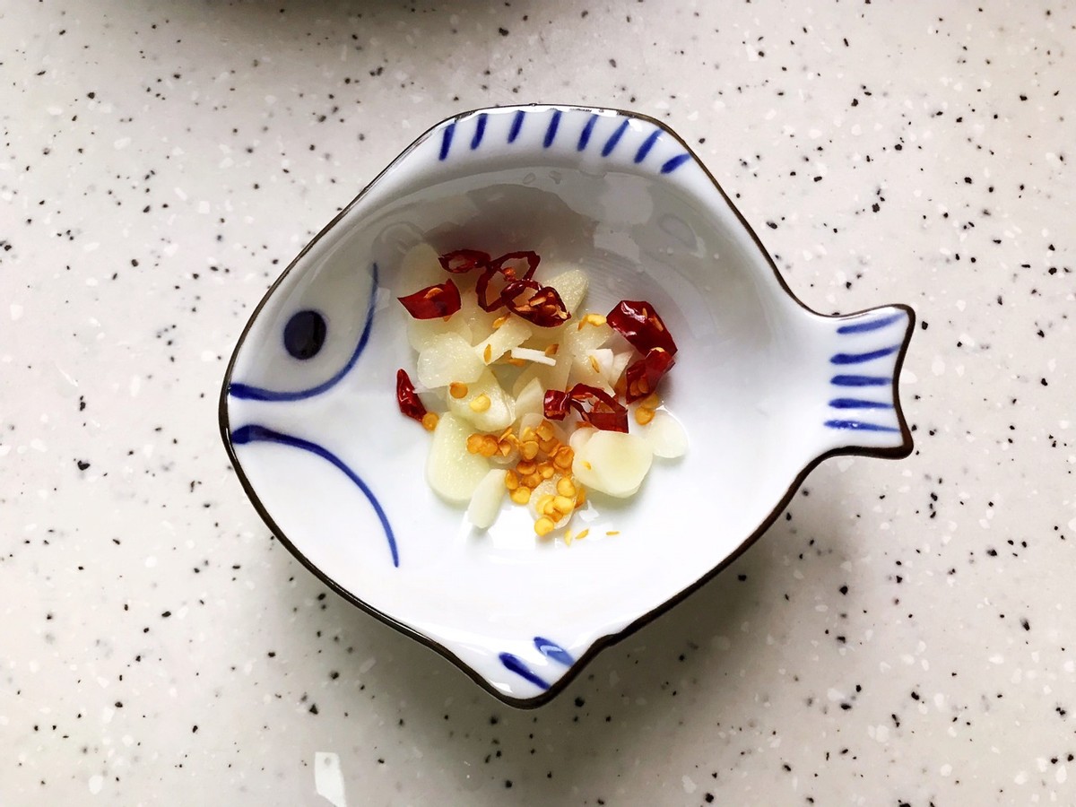 家常蚝油南瓜炒鸡肉片，鲜嫩可口，做法简单，低脂又解馋