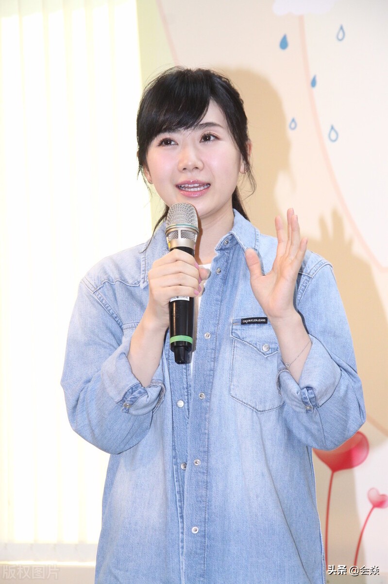 福原爱嫁错人？江宏杰频频晒带娃照，醉翁之意