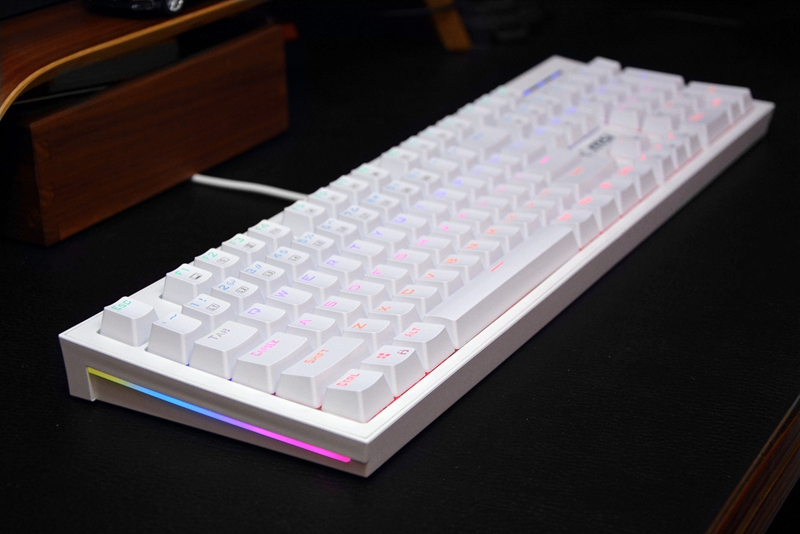 高特青轴、RGB侧灯、109元，微星这款让那些机械手感键盘瑟瑟发抖
