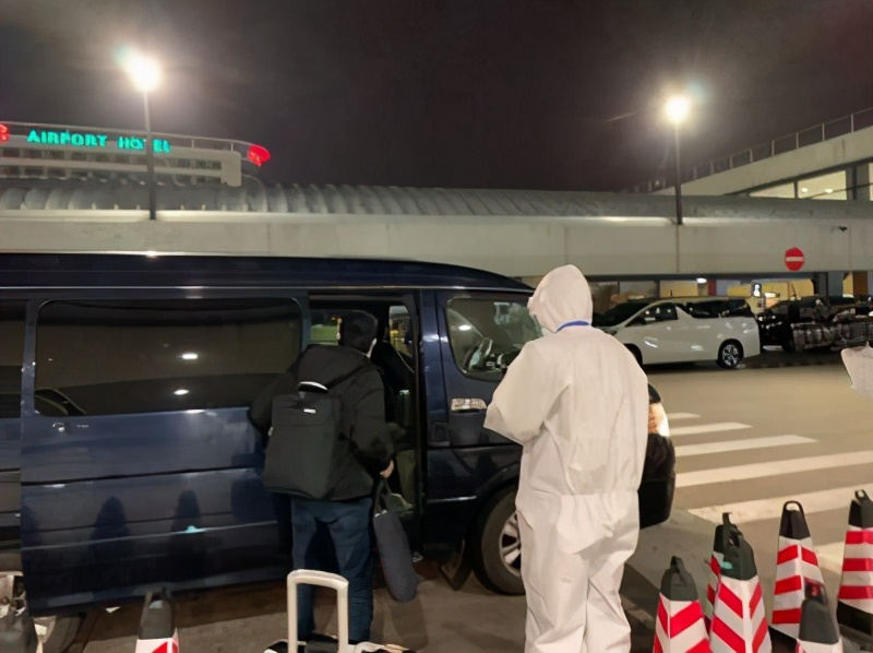 日本深夜宣布：“封国”，禁止外来人员入境，中国大陆人员除外