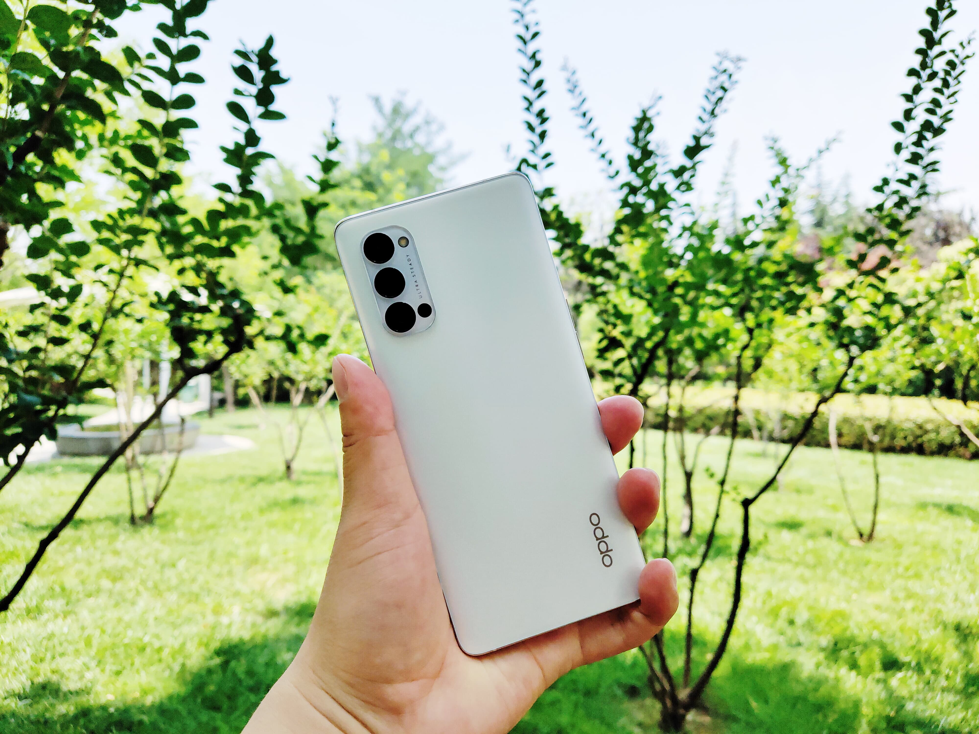 OPPO Reno4 Pro評測：輕薄、極致、好玩
