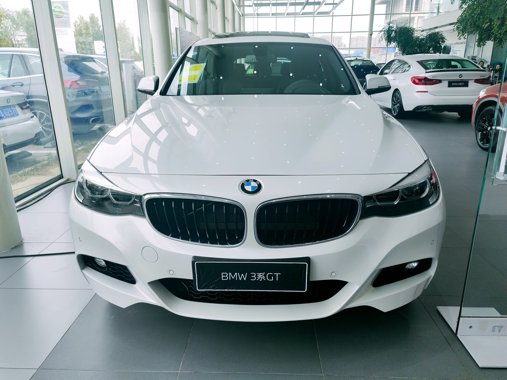 且买且珍惜 宝马3系GT入门版到店实拍 最后的绝唱