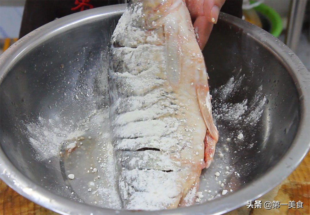 图片[6]-【红烧鱼】做法步骤图 鲜嫩多汁 外皮酥-起舞食谱网