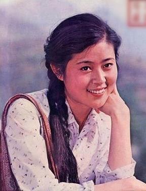 明星的美国豪宅有多牛？张纪中和比尔盖茨是邻