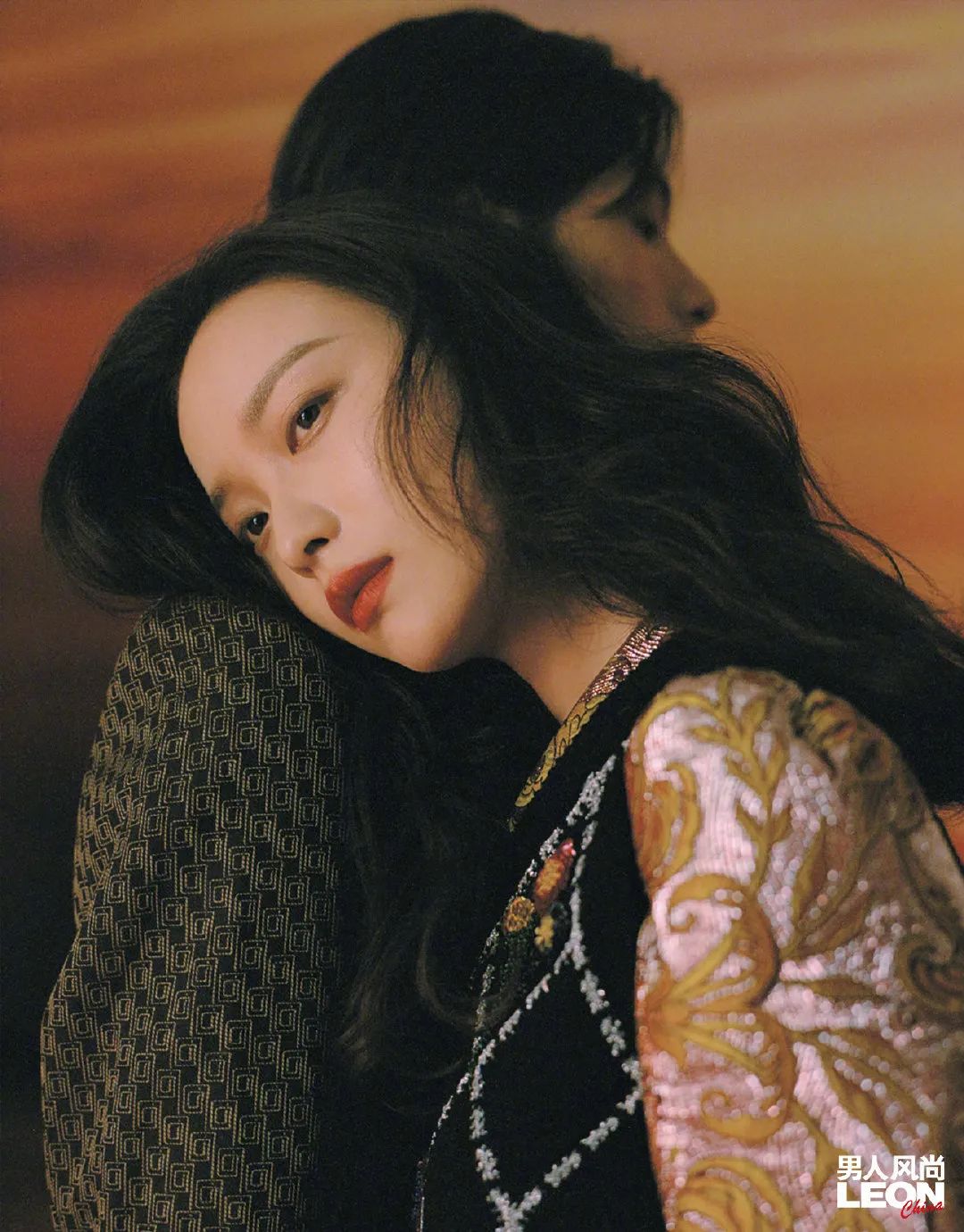 Penta提名倪妮,《流金岁月》朱锁锁换个头就翻红了,背后一扒全是黑料