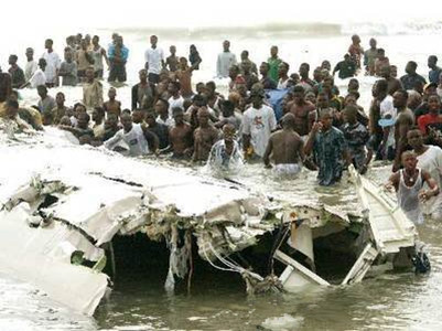 回顾，贝宁客机坠机事故