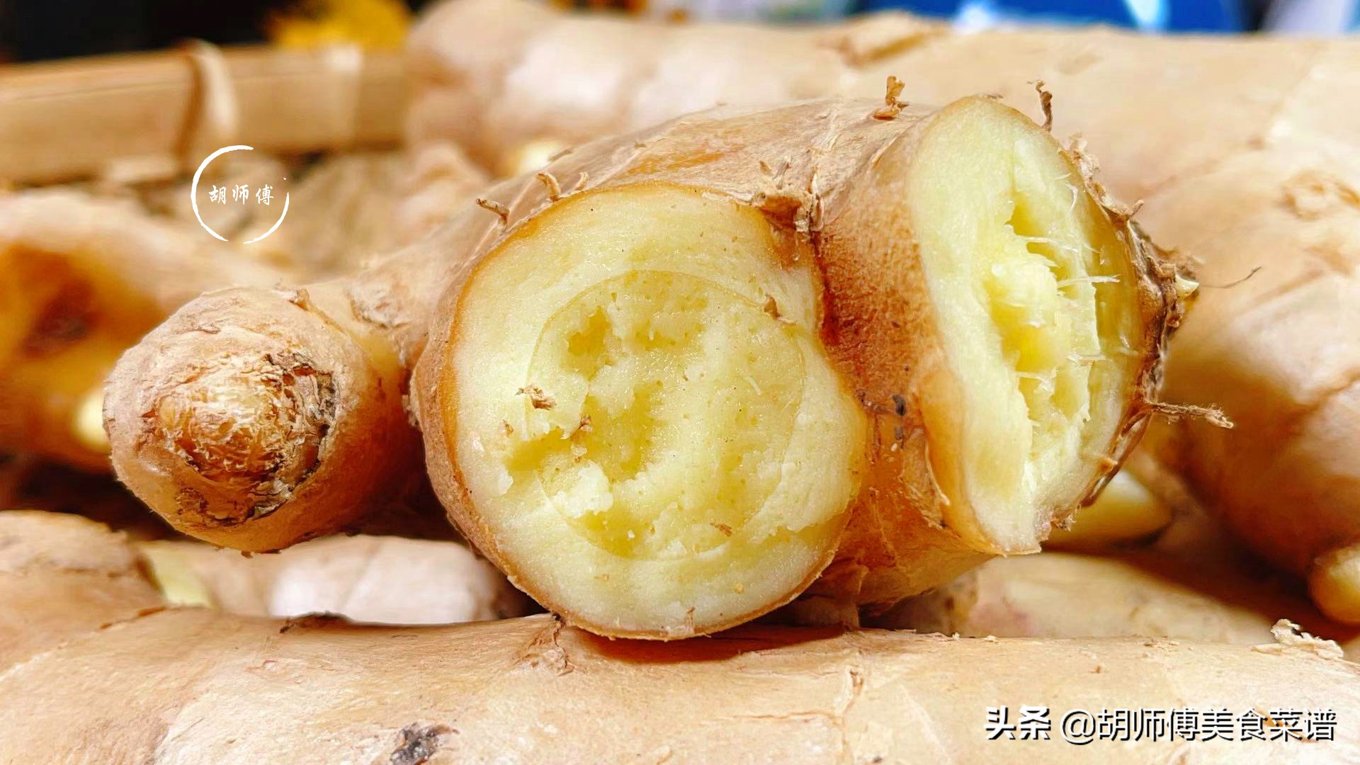 才知道，保存生姜放冰箱就錯(cuò)了！教您一招，放一年都不發(fā)芽不腐爛