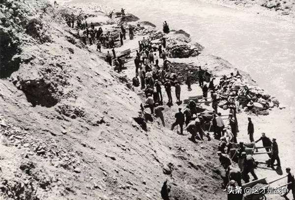 1958年，马步芳的老家发生大暴动，解放军一个团