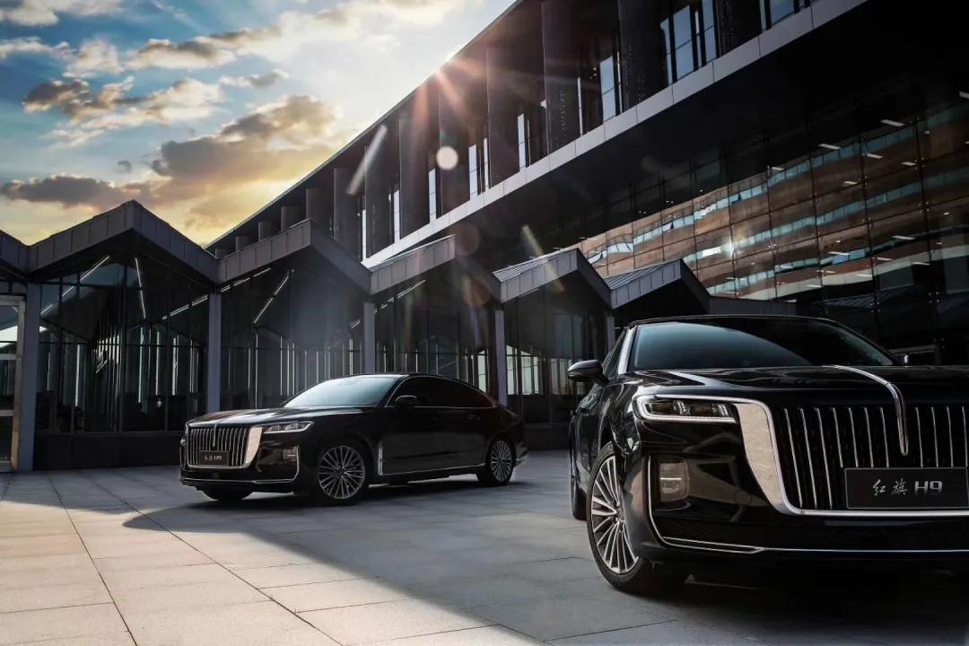 这款中国豪华品牌轿车售价接近50万，它与BBA之间如何选择？