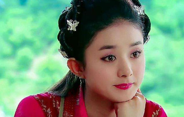 因《传闻中的陈芊芊》走红，同样是圆脸古装女