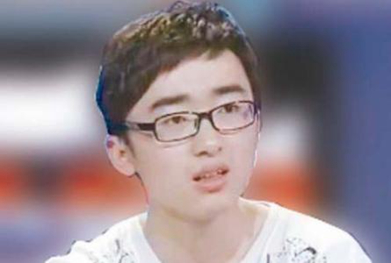 还记得复旦“牛人”袁涛吗？被老师嘲讽直接退