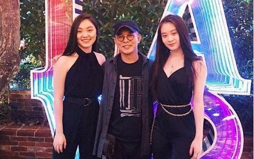 利智和李连杰携手现身赌王葬礼，这三位的爱恨情仇你知道多少？