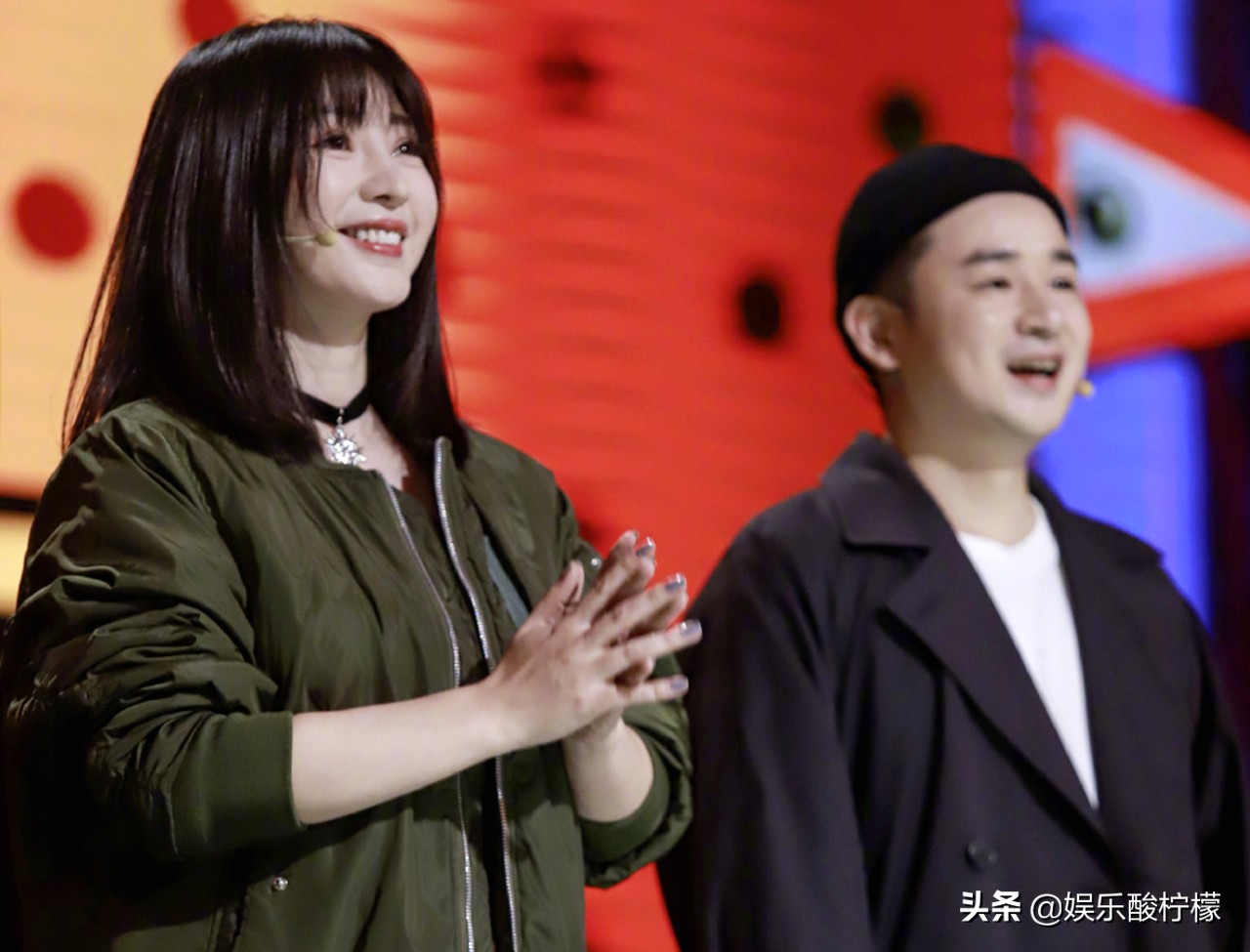 陈佩斯儿子联手乔振宇，被压10年才出山，《笑起