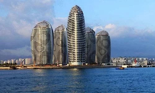 建行行长：房子盖够了，现在买房就是接盘，为何人们依旧痴迷？