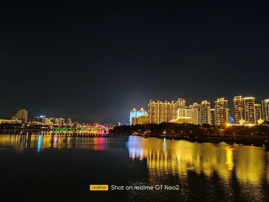 realme真我GT Neo2评测：两幅“面孔”双重体验，扛起质价比大旗