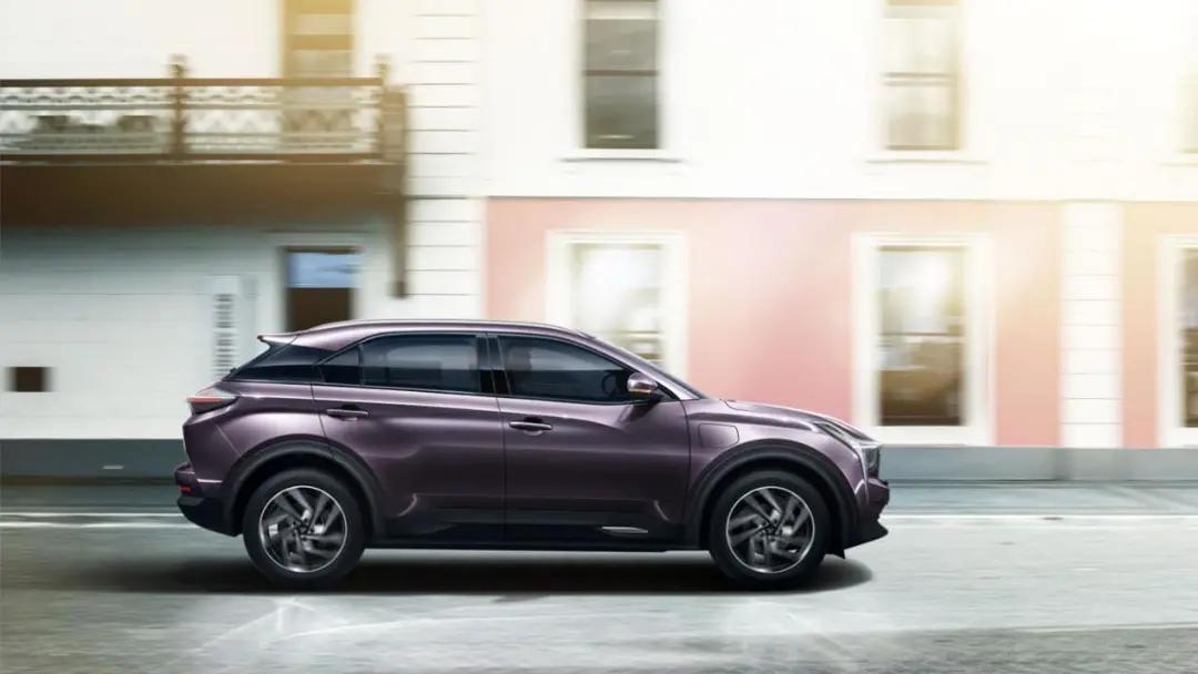 厌倦了满大街的“长安”？那就先去找下“哪吒”