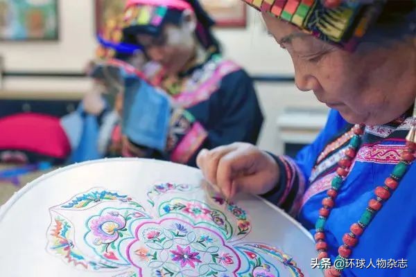 靠一根针“吸金”800万，被爱马仕看上的网红大