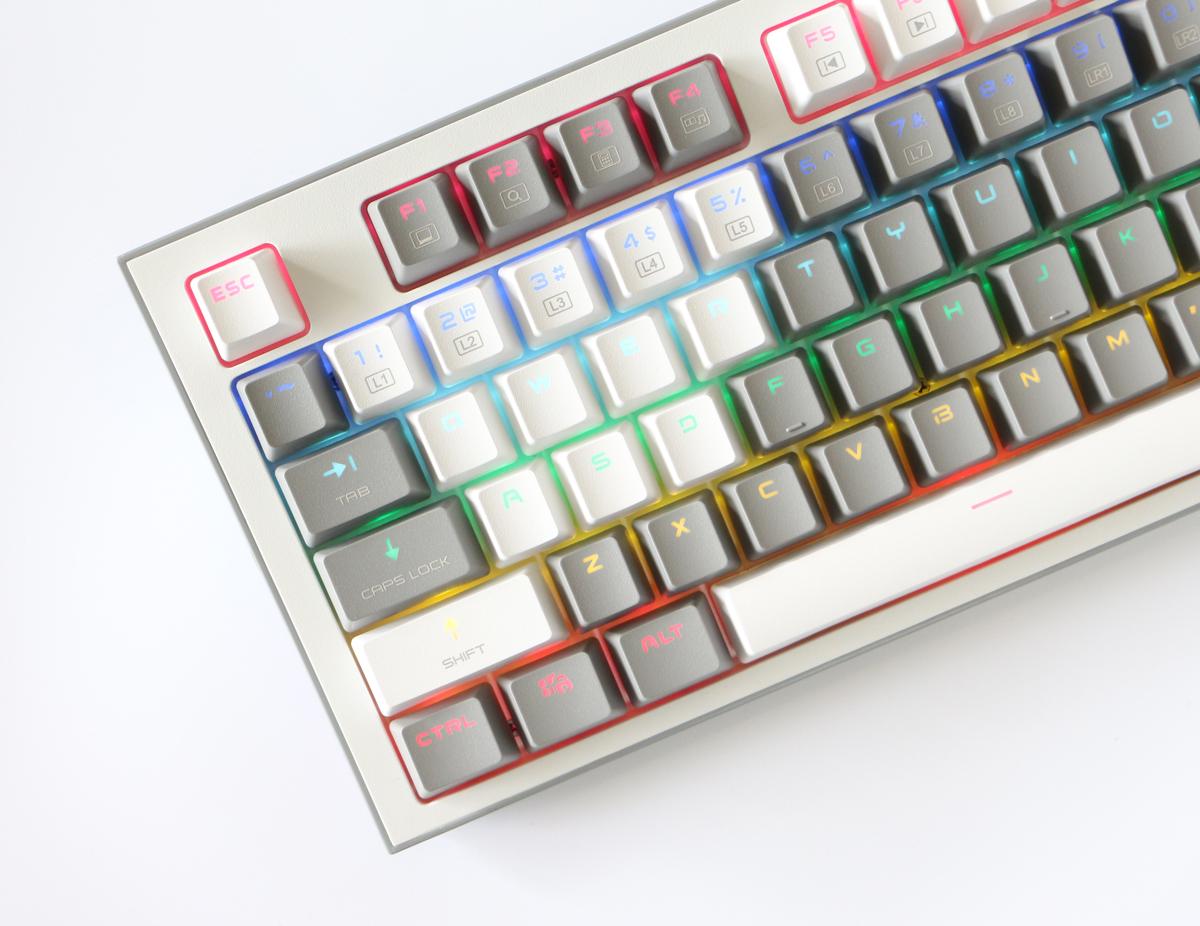 60度灰、高特轴、RGB灯效！微星把200元价位机械键盘玩出了花