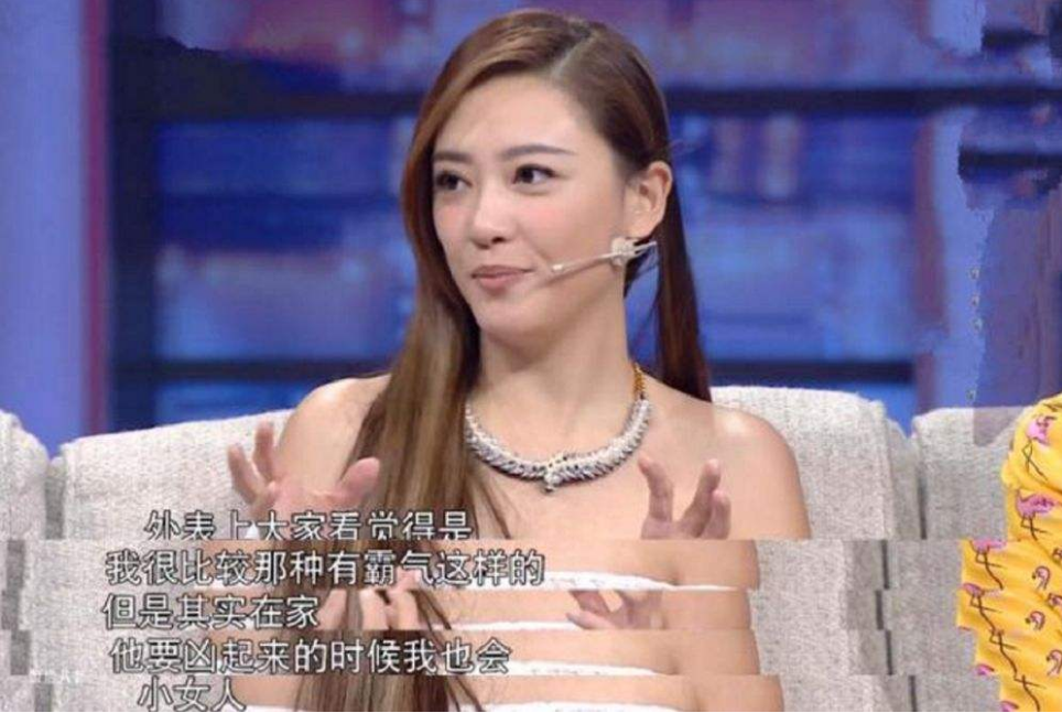 陈小春应采儿相爱16年，拥有2个儿子，应采儿：做老婆用的是脑