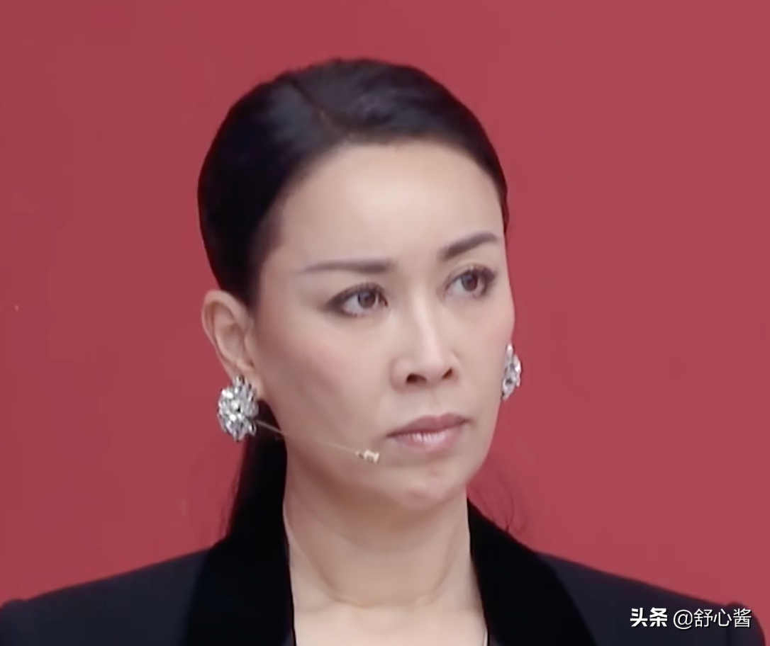 《浪姐2》：那英委屈哭泣，打了多少综艺剧本的脸？