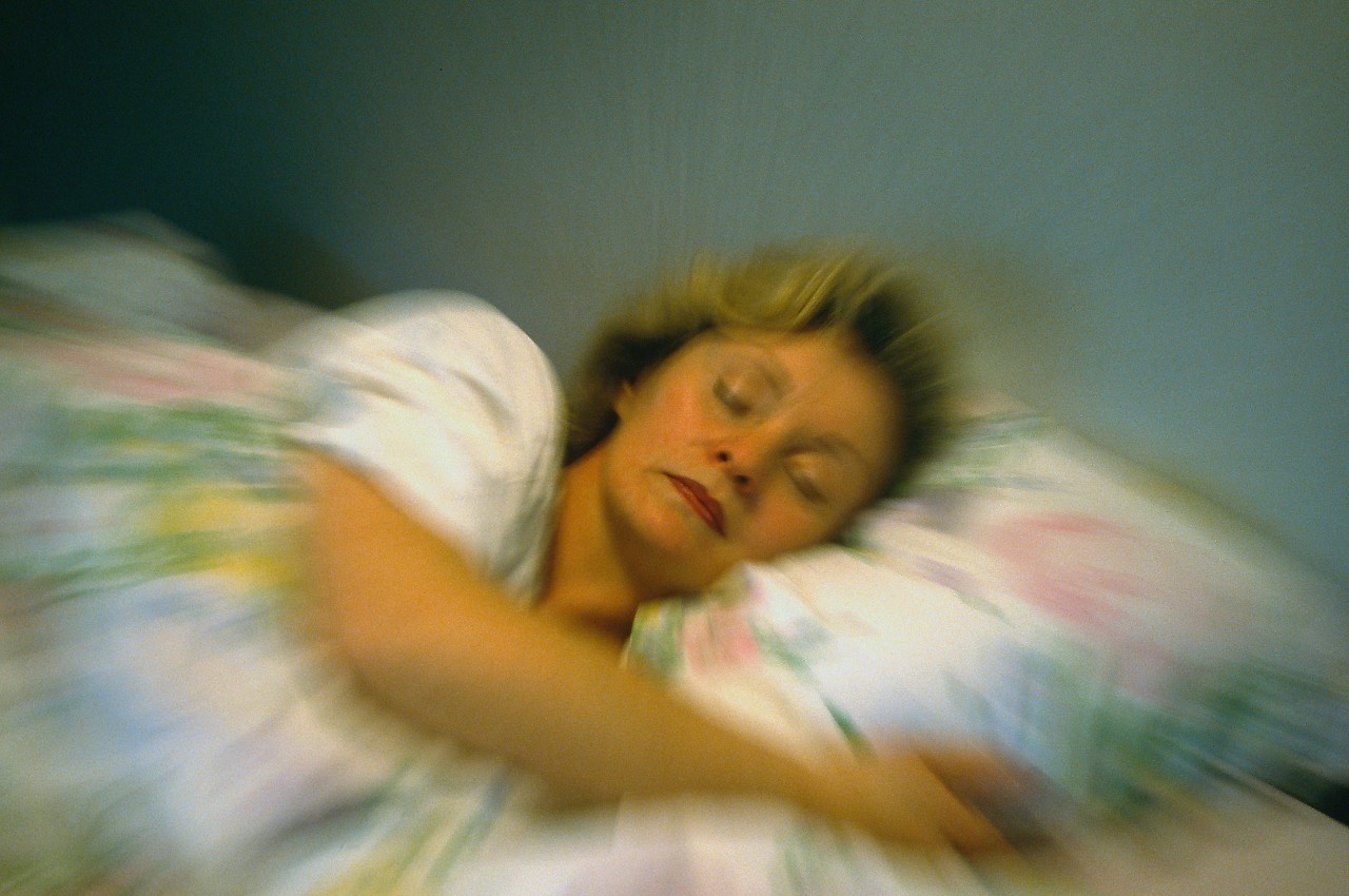 晚上睡覺老做夢(mèng)，就是睡眠質(zhì)量低？2個(gè)睡眠誤區(qū)，盡量早了解