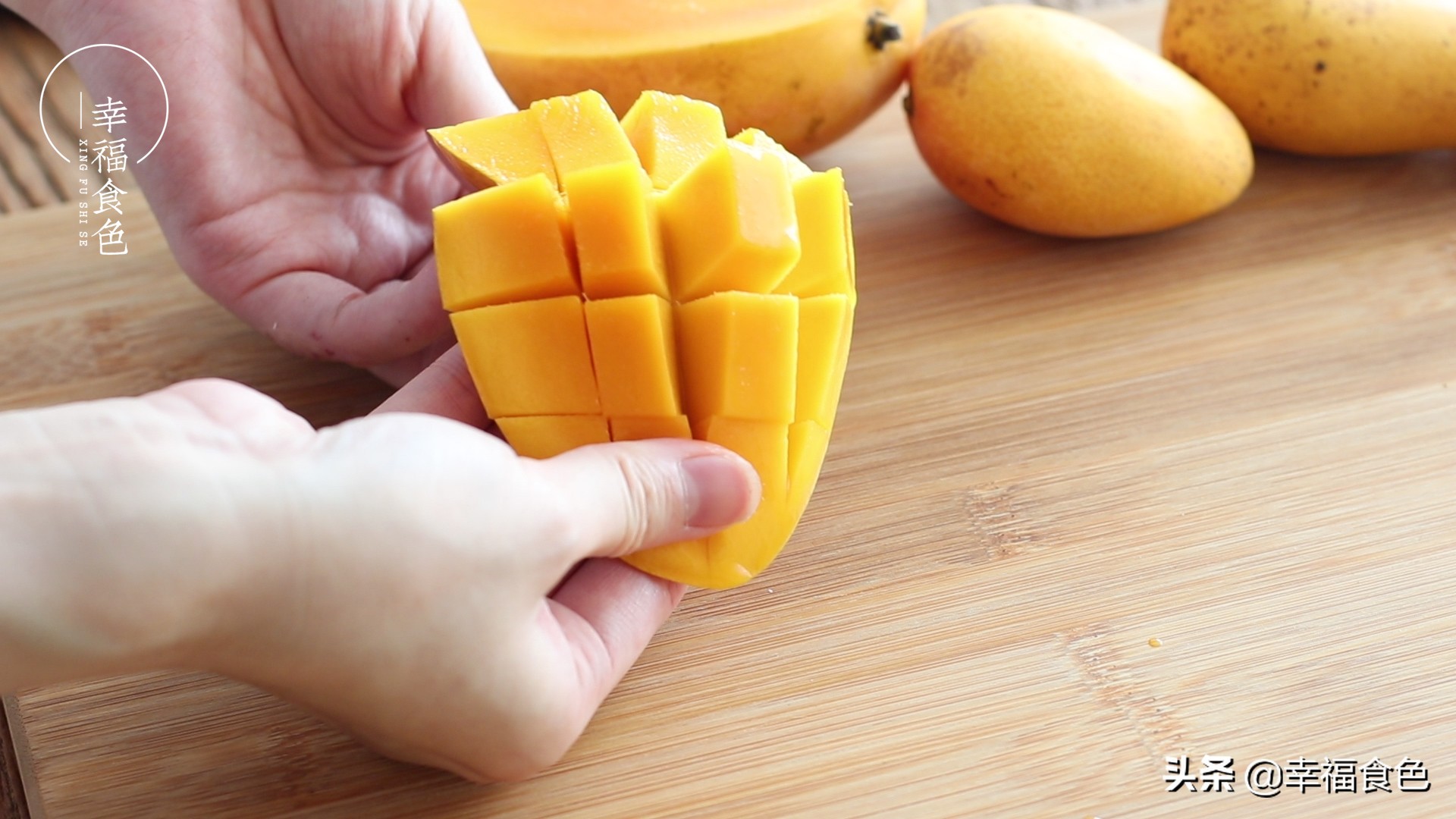 吃不完的芒果试试冻起来，香甜可口还解暑，雪糕都不用买了