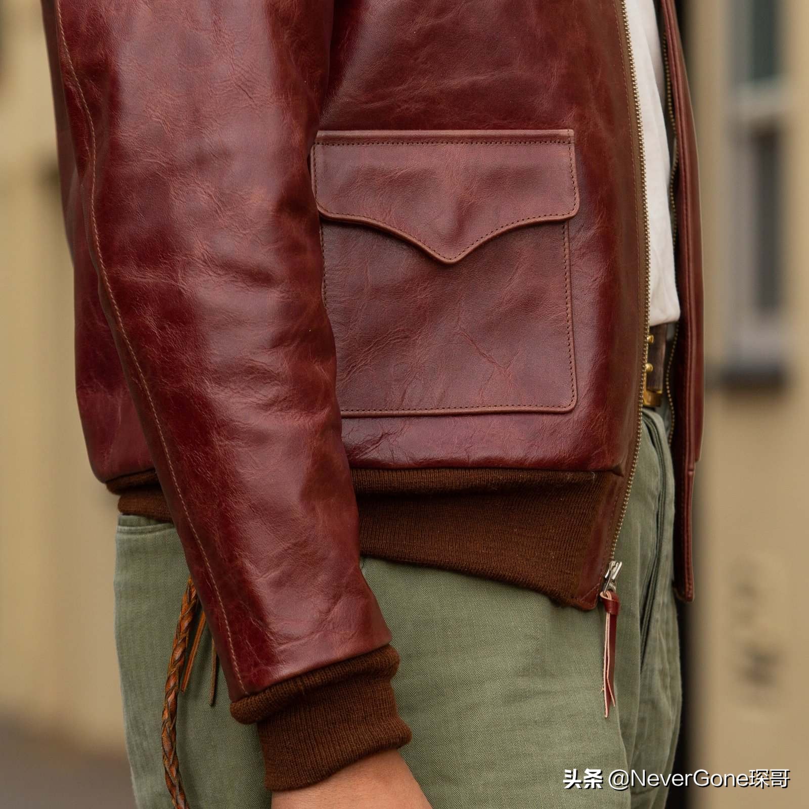 3万块的THE REAL MCCOY'S天皇染A2皮衣云评测