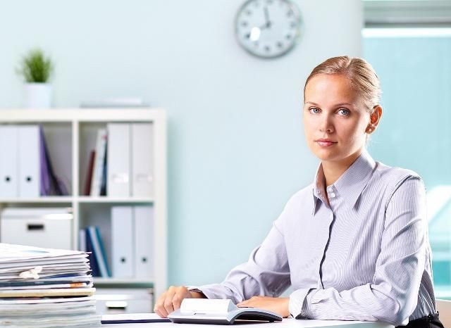 财务经理说，会计到新单位，接手新工作，先做