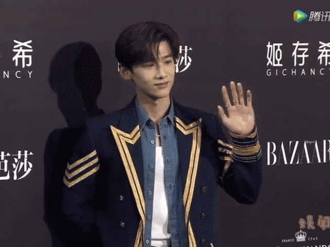 Respect the station elder brother that wells balanced you are Wang Jia Er in vain, come out straight send rapidly, you two go back to profession again