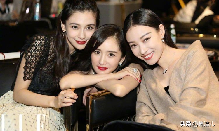 女明星合照这么有心机？刘诗诗、李小冉的抢镜