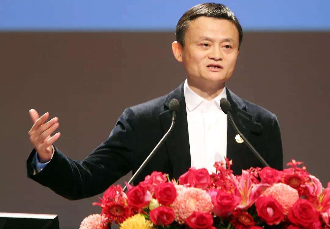 马云赴\"火锅之约\"！现场被张国立、韩红