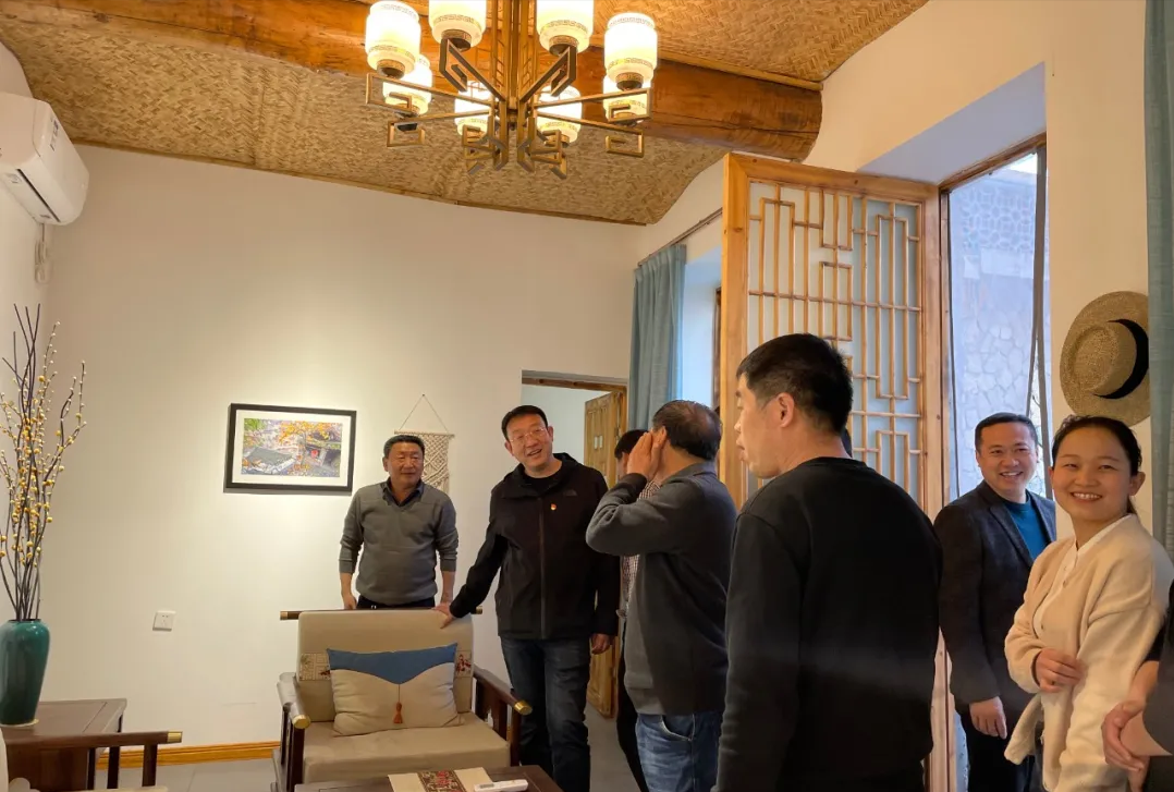 更乐镇大洼村火了！外地考察团到大洼考察乡村旅游！未来更加繁荣