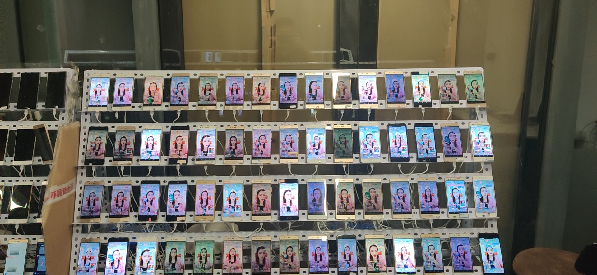 直播间的成千上万人都是真的吗？