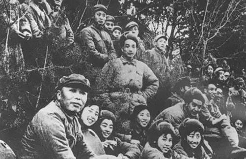 宋时轮主力军一天伤亡过半，毛泽东及时发电报，痛歼美军1.4万