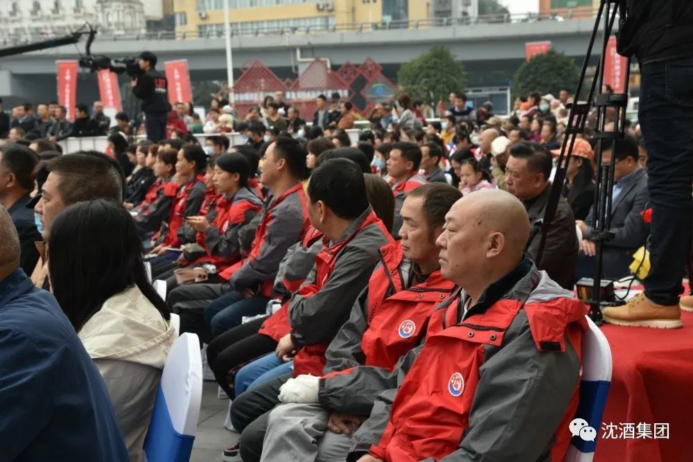 泸州酒博会“开场戏”寻找民间好舌头酒企大联欢沈酒出彩