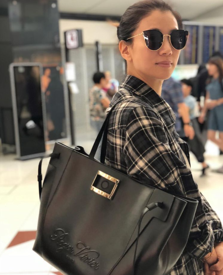 张智霖要哭！袁咏仪秀天价爱马仕包，网友曝价值可买一套房