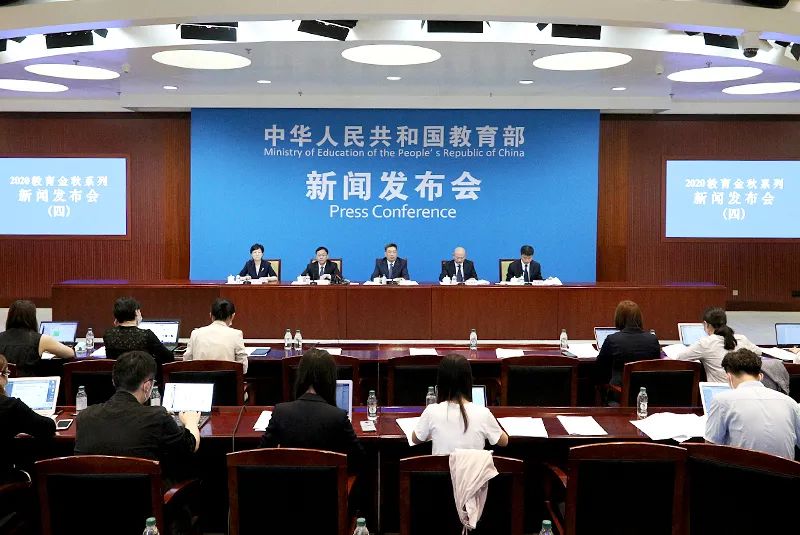 教育部正式通知！7天后正式实施“5+2”，老师等来一个好消息