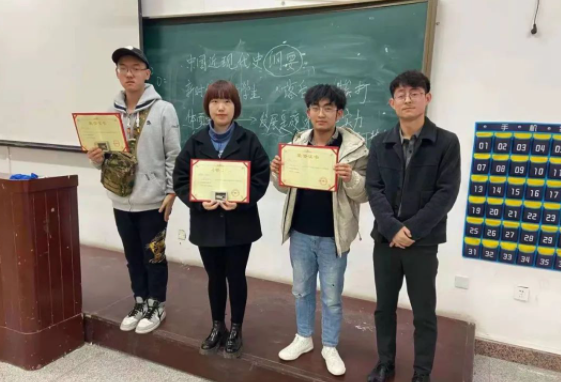 渤海大學(xué)-中軟國(guó)際共建學(xué)院學(xué)子榮獲寒假訓(xùn)練營(yíng)實(shí)訓(xùn)結(jié)業(yè)證書(shū)