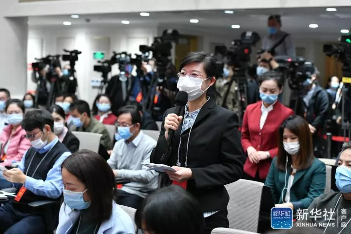 首场中共中央新闻发布会,外媒记者尖锐提问!