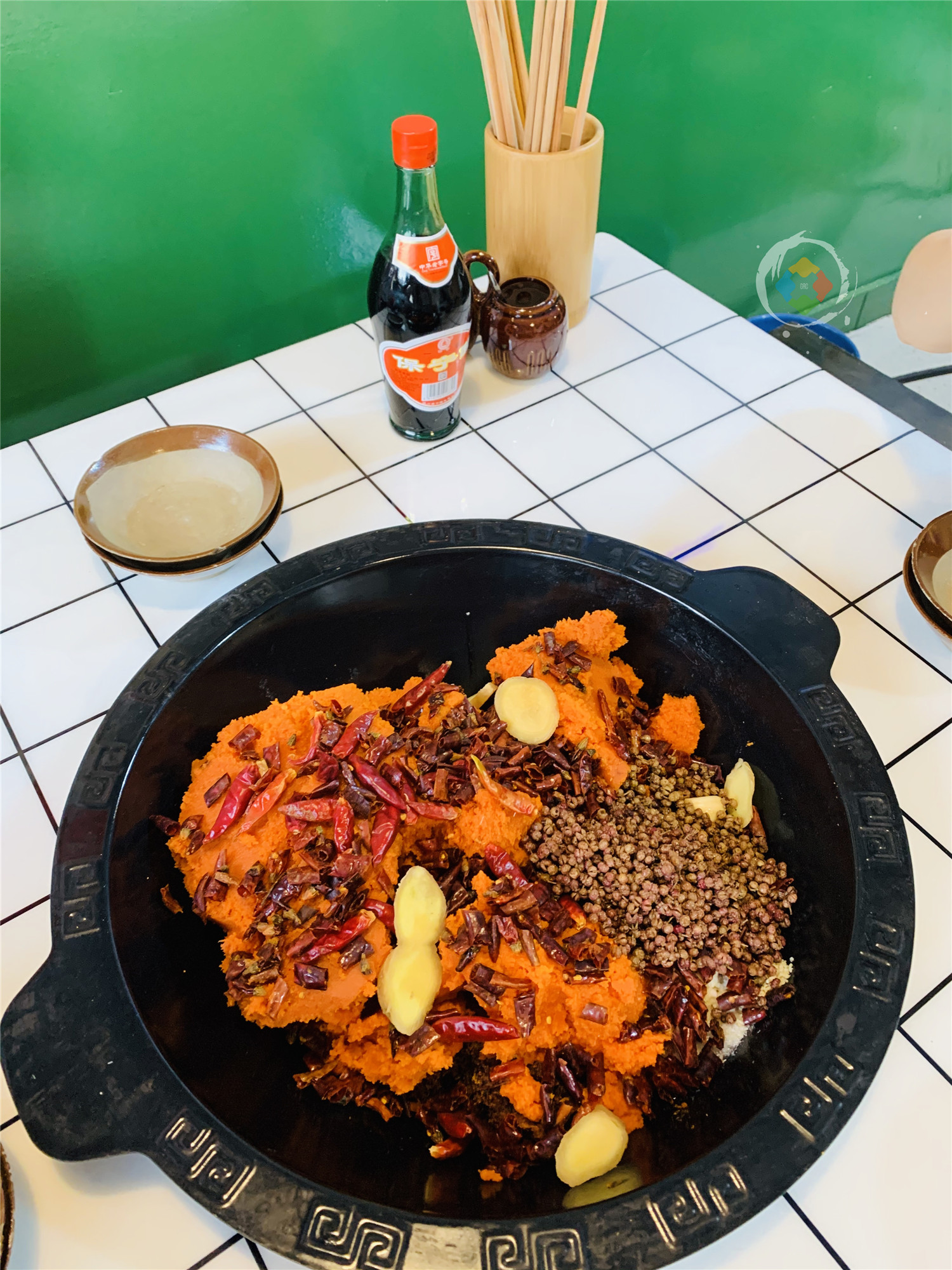 重庆人离不开的味道：新鲜青花椒，淋上一锅热油，“麻”就诞生了