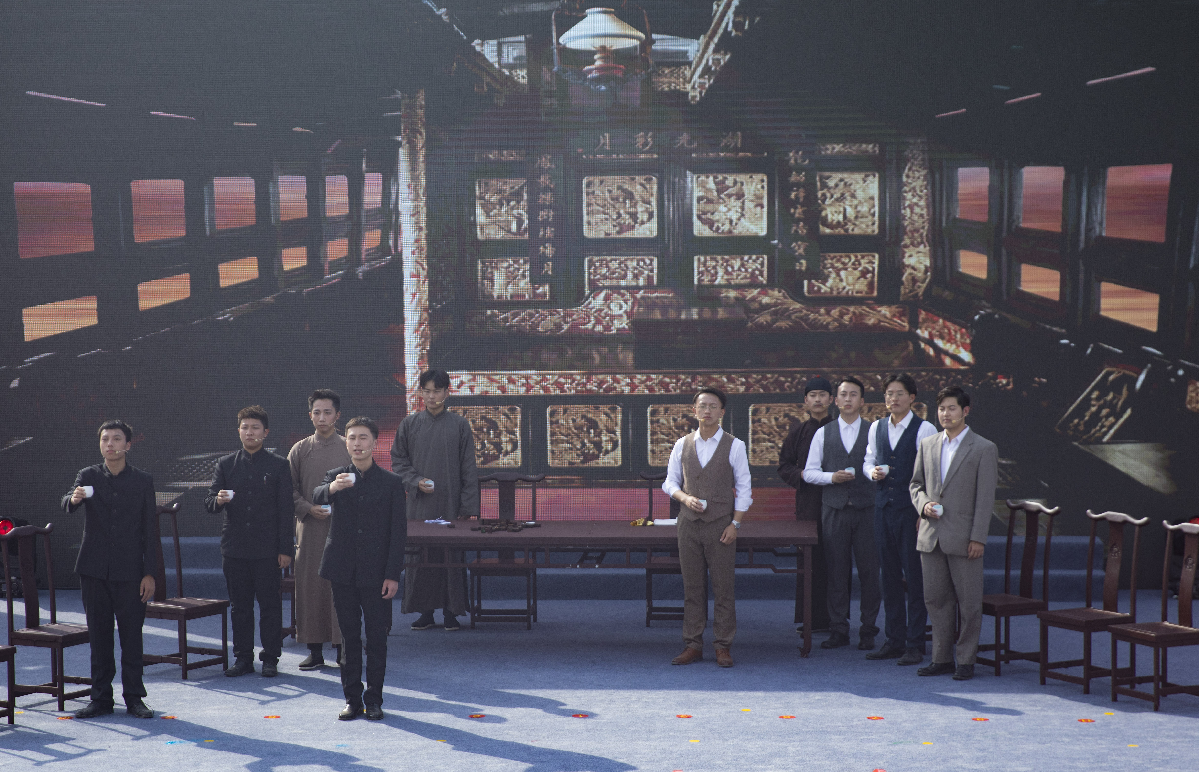 中國(guó)建筑在嘉興火車(chē)站區(qū)域提升改造項(xiàng)目舉辦開(kāi)放日活動(dòng)