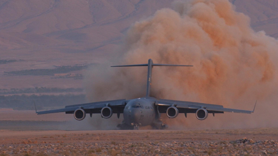 大飞机发动机终于有喜讯！涡扇20装上运20了，卫星图里装了两台