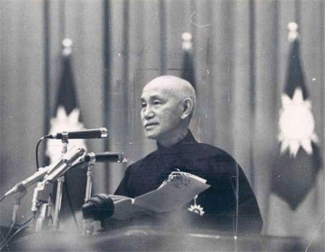 ����ʯ����������뿪��½�ģ�