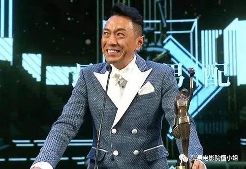 63岁万梓良收徒用钱敲头,做大哥人戏合一,改变周星驰林家栋命运