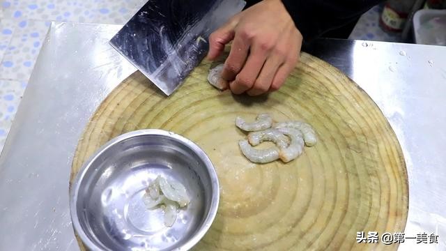 雞蛋羹，配上這兩道食材，才是最營養的做法，10分鐘做一大盆